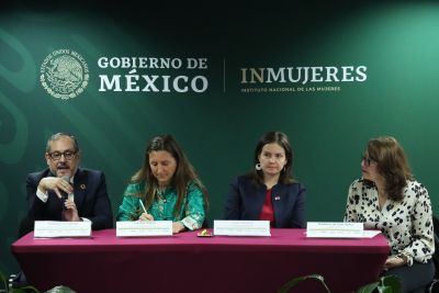 Lanzamiento de la Comunidad Global Digital de los Cuidados en fotos