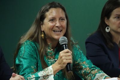 Lanzamiento de la Comunidad Global Digital de los Cuidados en fotos